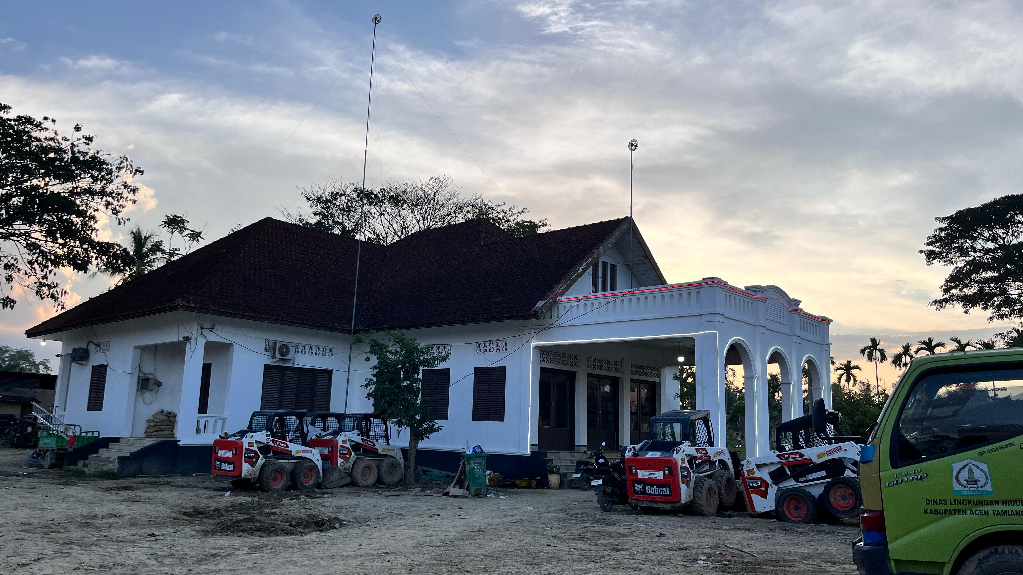 Istana Karang: Saksi Bisu Sejarah Kerajaan Tamiang