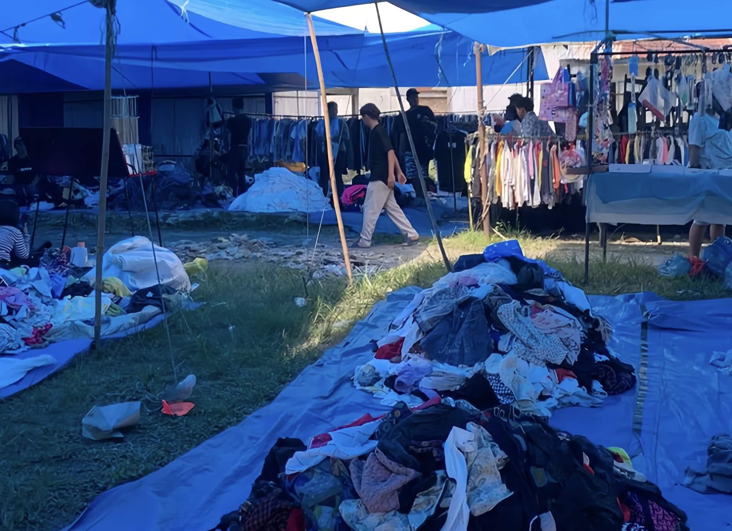 Thrifting Jadi Gaya Hidup Baru Gen Z di Medan