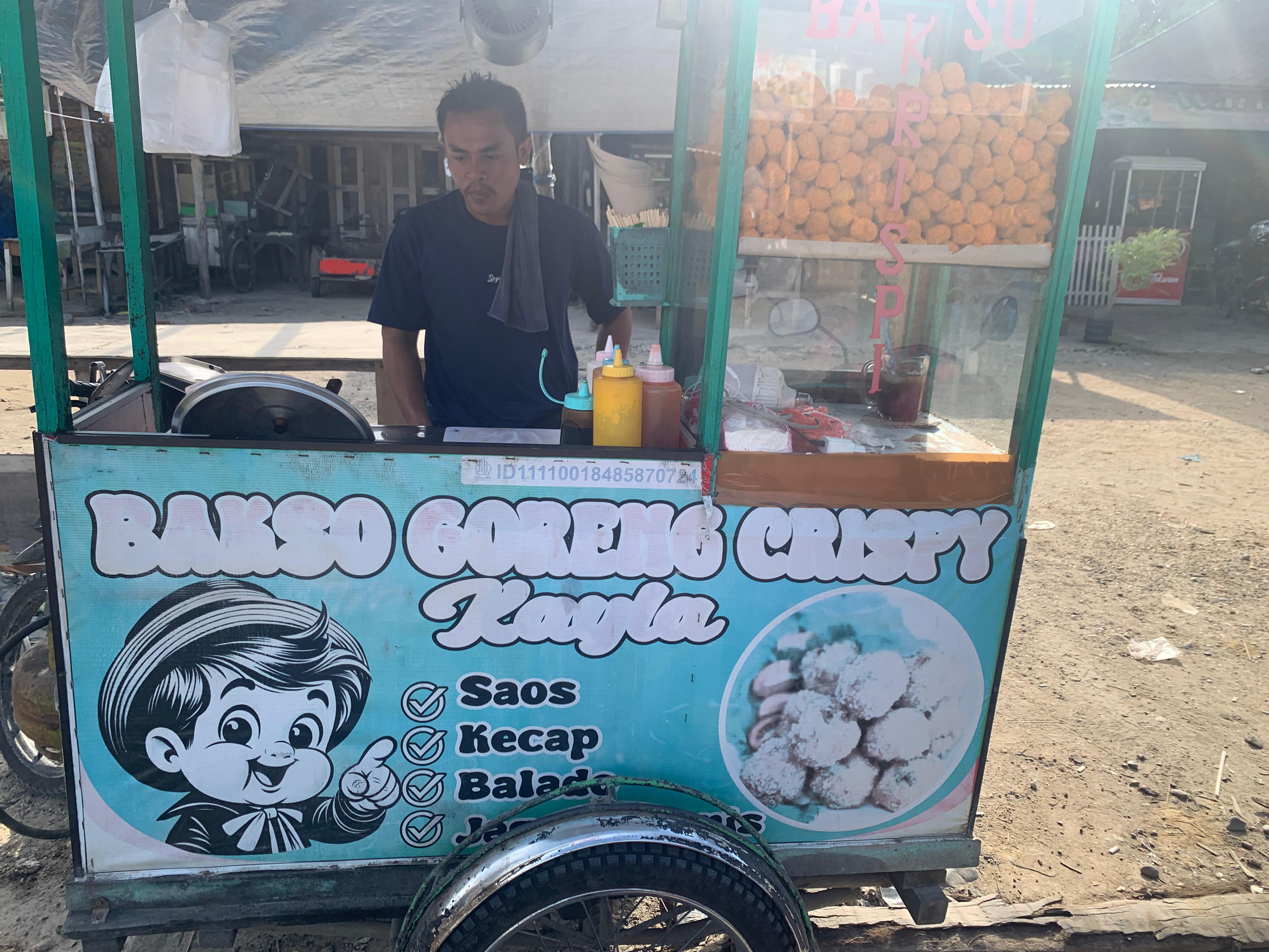 Bakso Goreng Crispy Kayla, Camilan Favorit Warga