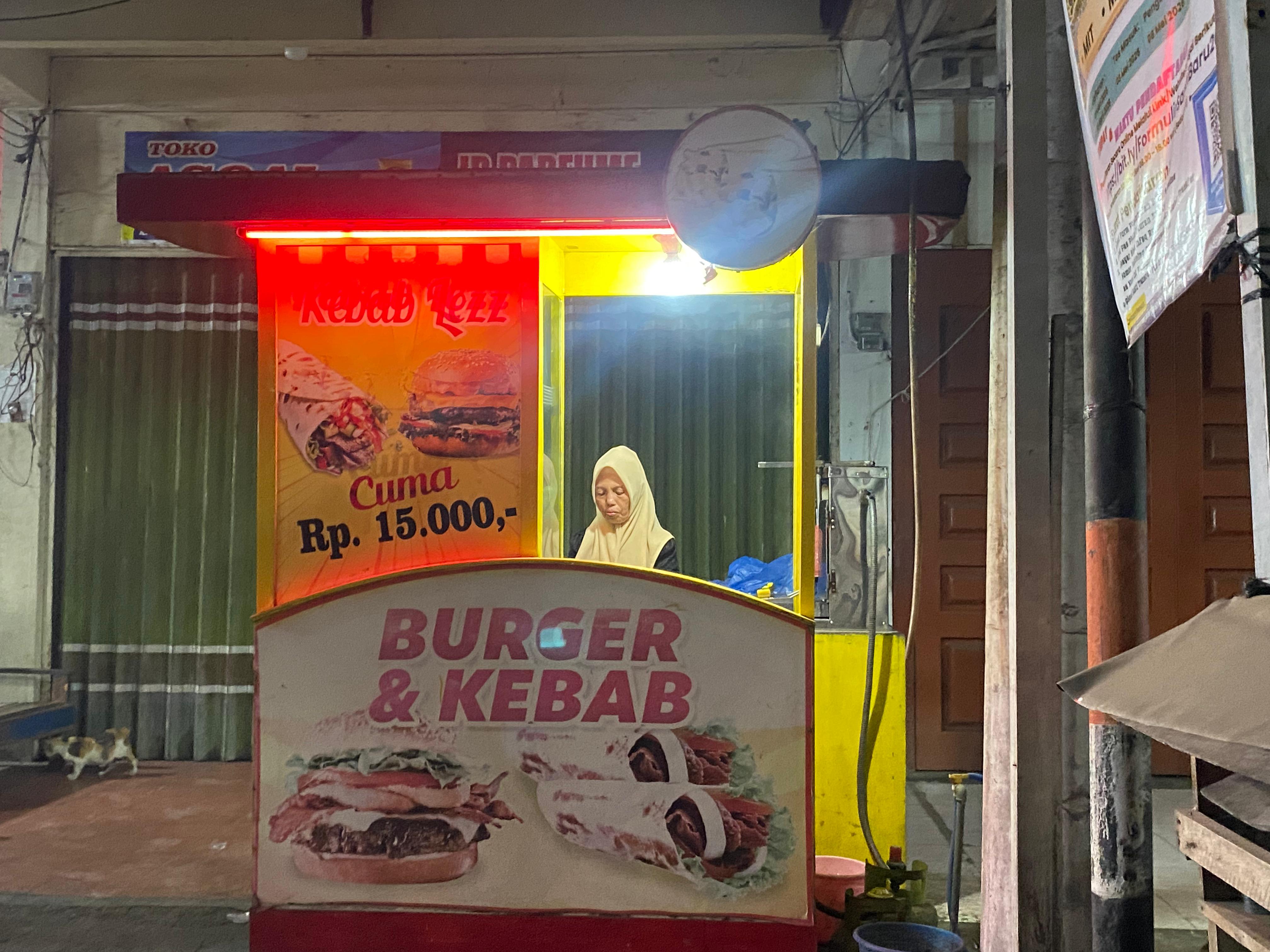 Kebab: Gurih Timur Tengah di Lidah Lhokseumawe