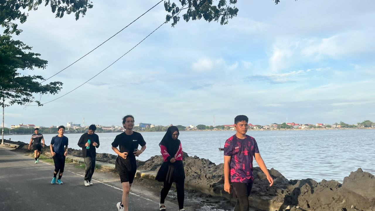 Joging Sore Jadi Gaya Hidup Sehat Warga Lhokseumawe