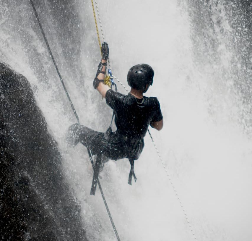 Water Canyoneering, Sensasi Baru di Blang Kolam