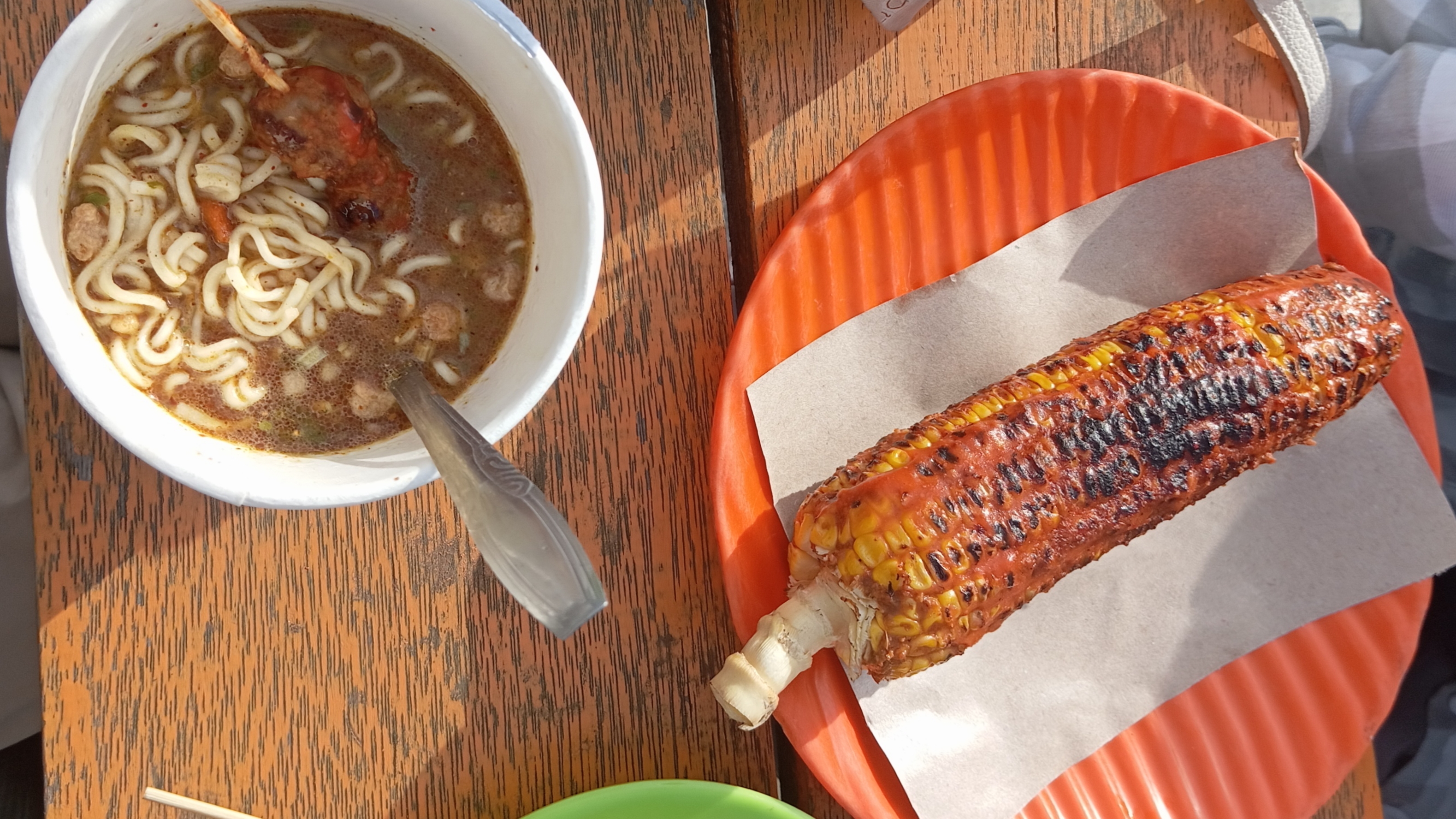 Berburu Street Food di Waduk Lhokseumawe
