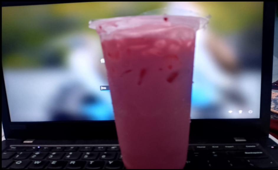Usir Burnout Saat Nugas, Es Red Velvet Jadi Andalan Mahasiswa Lhokseumawe