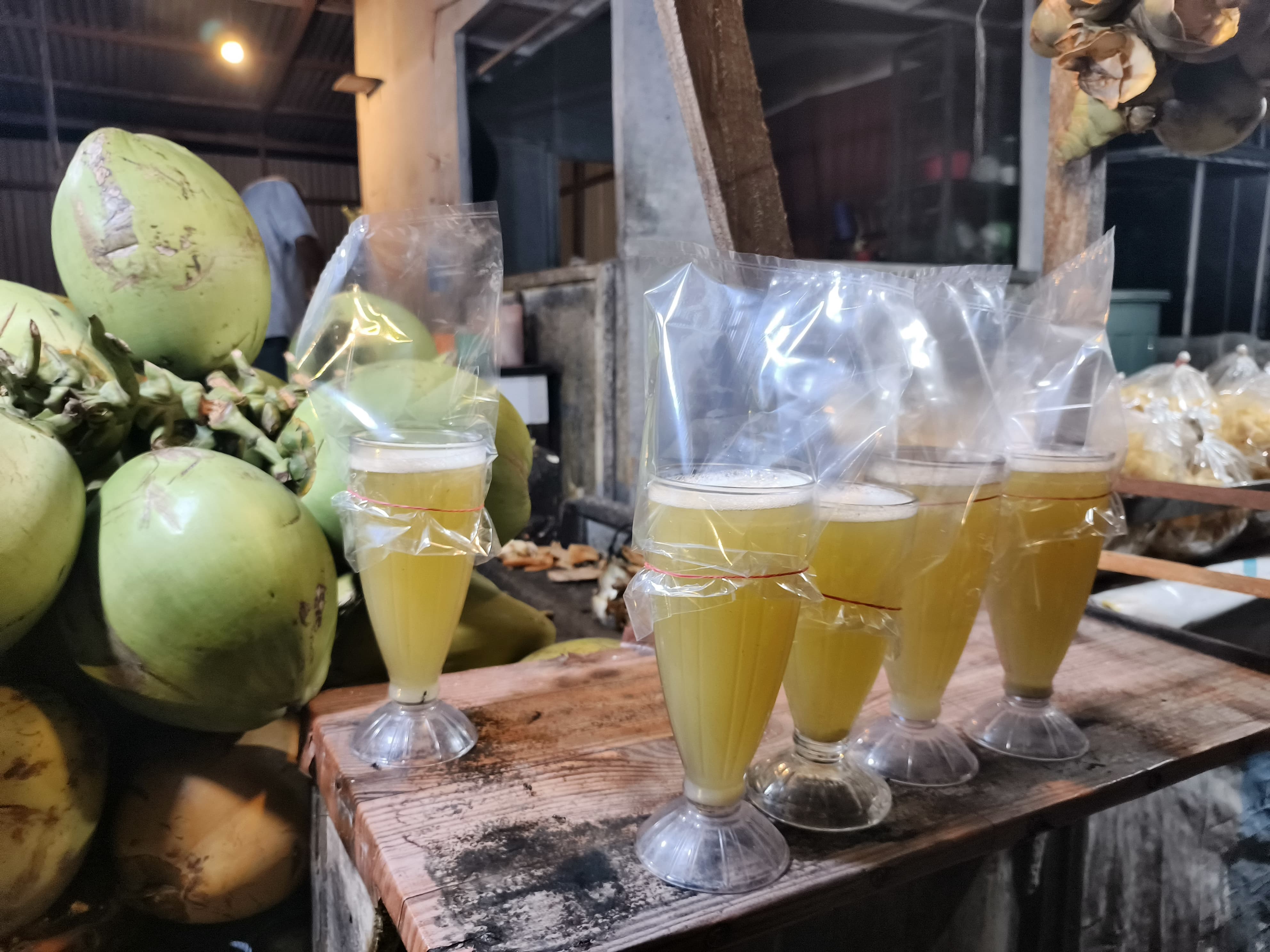 Segelas Air Tebu: Dari Batang Tebu ke Hati Pelanggan