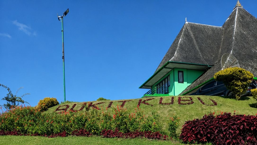 Liburan Hemat ke Bukit Kubu