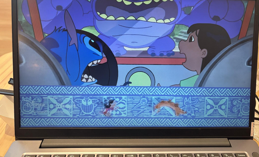 Lilo & Stitch Tayang, Warga Lhokseumawe Pilih Nonton Lewat Layar Laptop