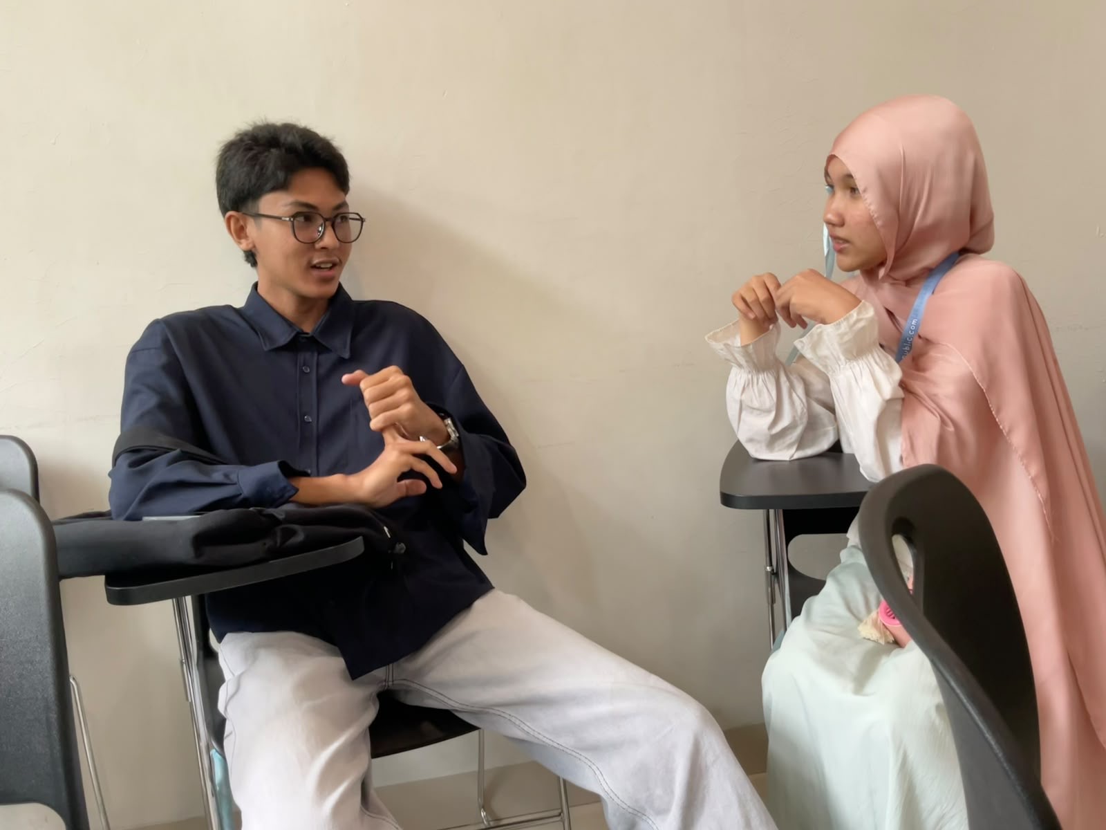 Mahasiswa Asal Kamboja Berhasil Beradaptasi di Universitas Malikussaleh Berkat Pelatihan Bahasa Indonesia