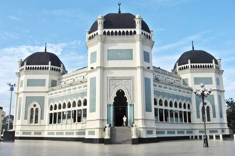 Keindahan Arsitektur Masjid Raya Al-Mashun Jadi Daya Tarik Wisata Medan