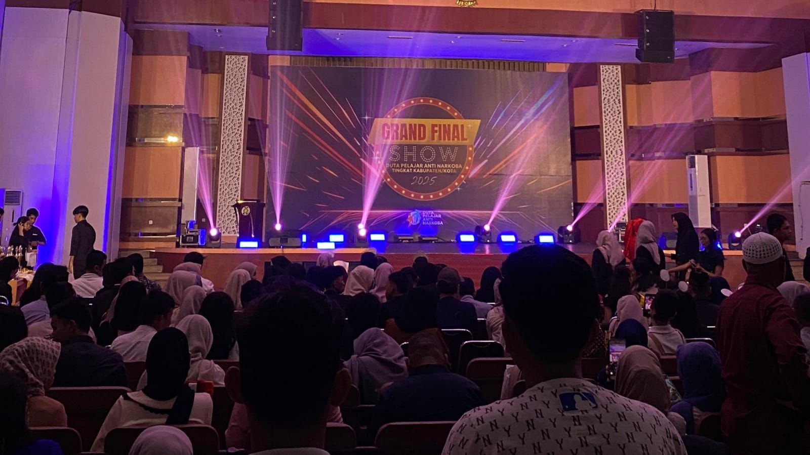 Antusias Penonton Ramaikan Grand Final Duta Pelajar Anti Narkoba