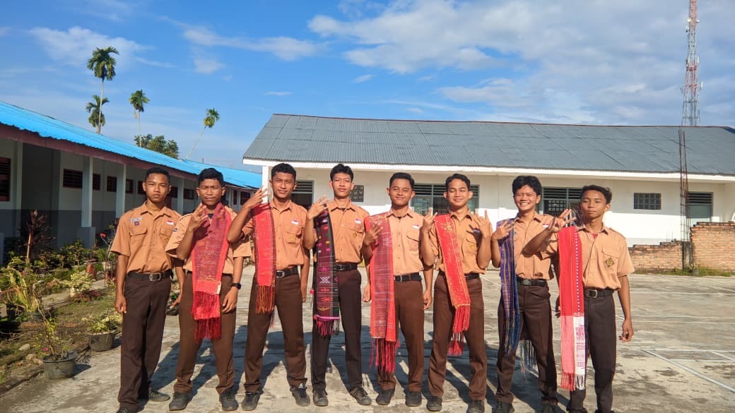 Mengenal Kegunaan Kain Ulos Sebagai Warisan Budaya