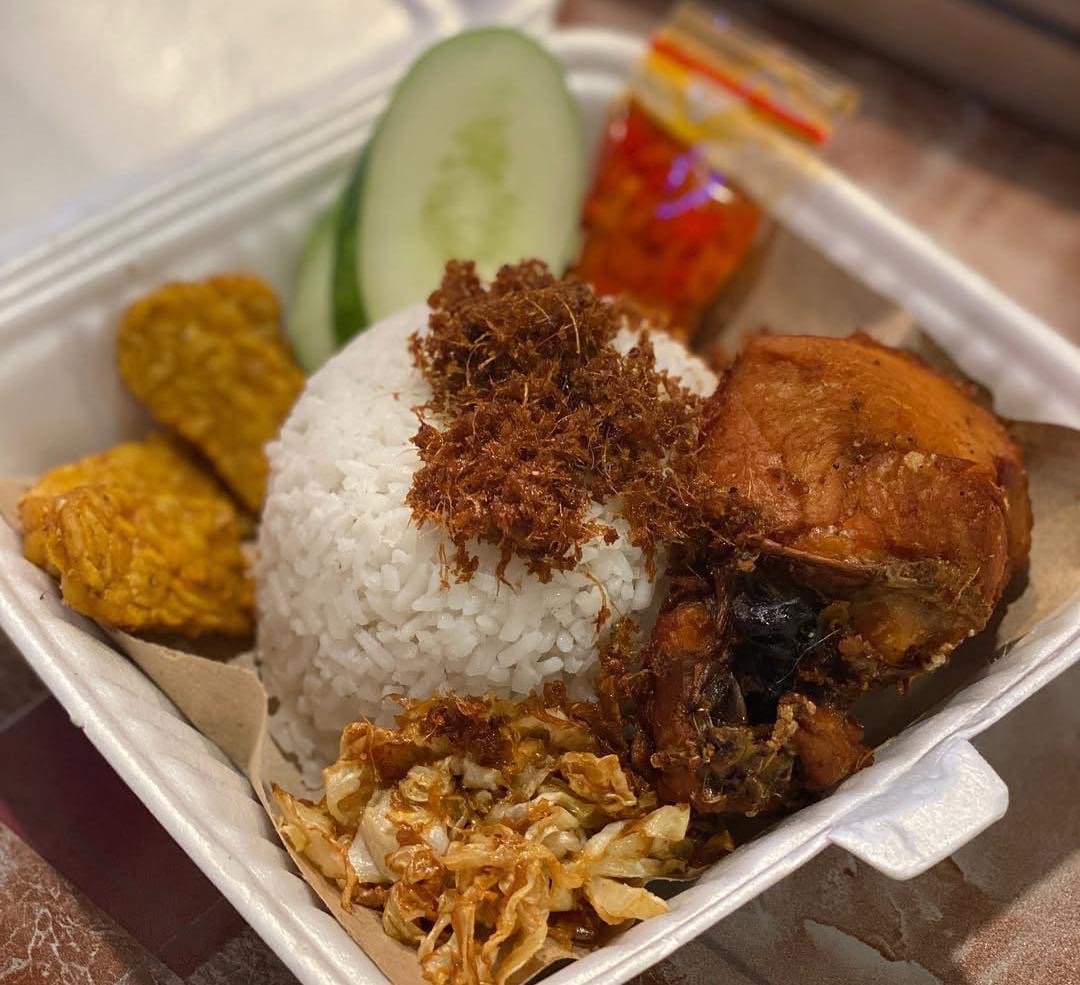 SiAyam Blang Pulo, Kuliner Ayam Favorit Masyarakat dan Mahasiswa