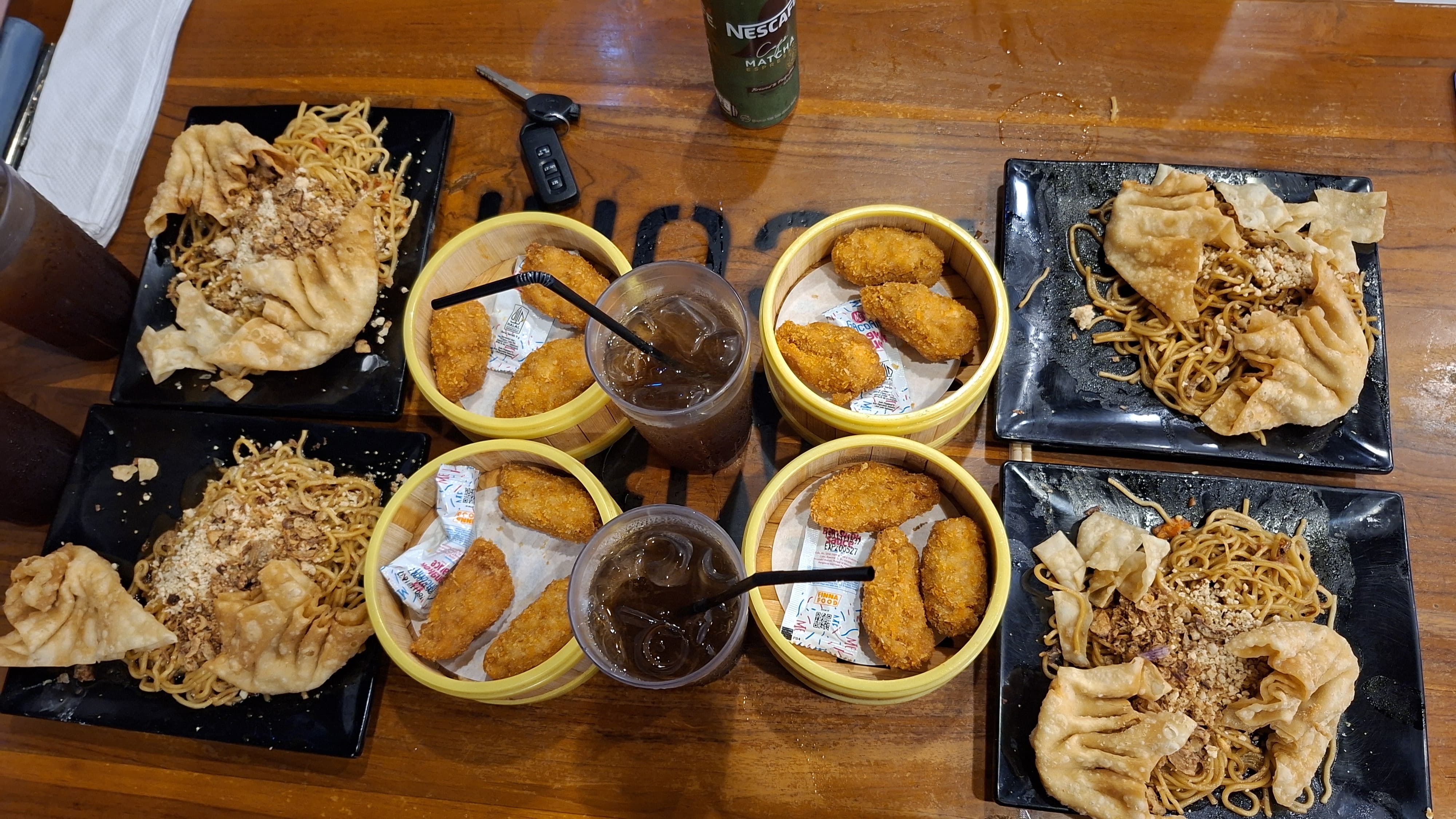 Mie Gacoan Cunda Lhokseumawe, Perpaduan Rasa Pedas dan Harga Terjangkau yang Menarik Minat Pengunjung