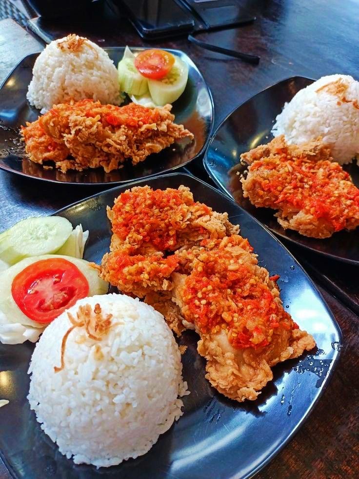 Cita Rasa Sambal Merah Queen Star