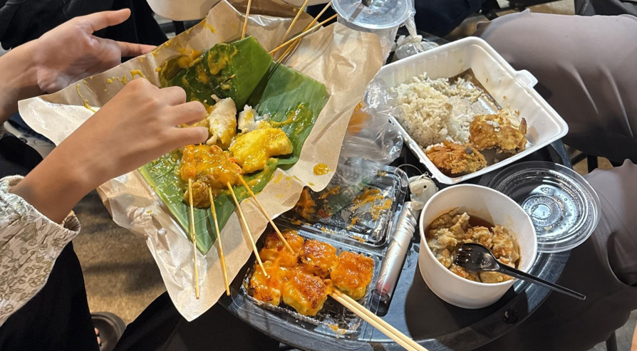 Angkringan, Tempat Nongkrong yang Lebih Hemat